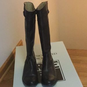 Frye dark brown brand new Molly tall style NWT